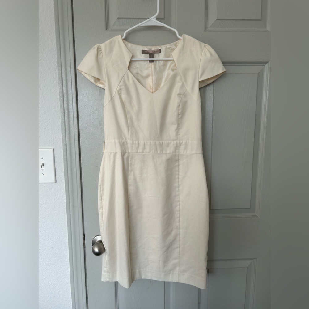 Forever 21 Cream colored dress (without belt) size Medium